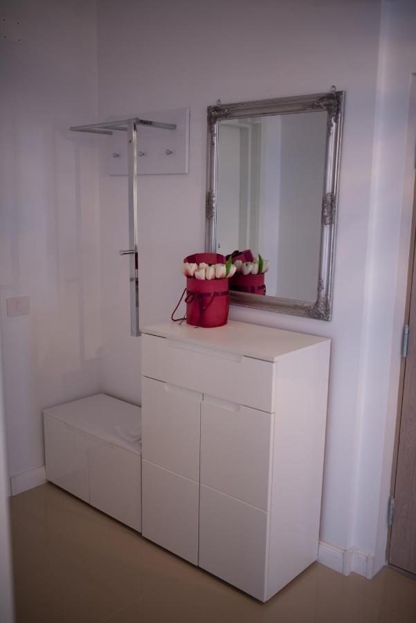 Apartament Denissia Oradea Extérieur photo